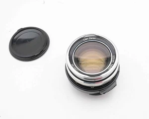 Carl Zeiss Ultron f/1.8 50mm Lens with M42 Mount Germany (#19408) - Picture 1 of 15