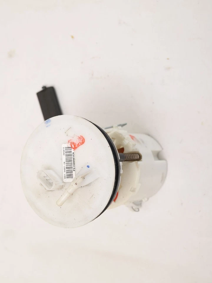 Benzinpumpe Ford FIESTA 6 JA 8V519H307CA 1.6 88 KW 120 PS 04-2010 - Изображение 1 из 4