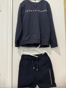 Boys Tommy Hilfiger NWT Short Sz M 8-10 Sweater Tommy H Pre loved Sz M 8-10 - Picture 1 of 14
