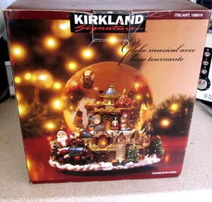Kirkland Signature große VINTAGE CHRISTMAS Schneekugel, drehbarer Sockel, 1980’s - Bild 1 von 6