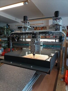 CNC Fräsmaschine Doppelständer Hobbybereich - Bild 1 von 5