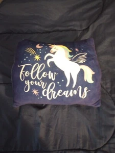 "Almohada unicornio para niños de 13"" x 10"" en muy buen estado" - Imagen 1 de 4