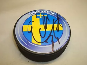 Eddie Lack Signed Team Sweden Hockey Puck Autographed 1B - Bild 1 von 2