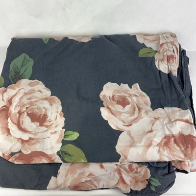 Pottery Barn PB Teen Emily & Meritt Bed of Roses Twin Duvet - Image 1 of 4