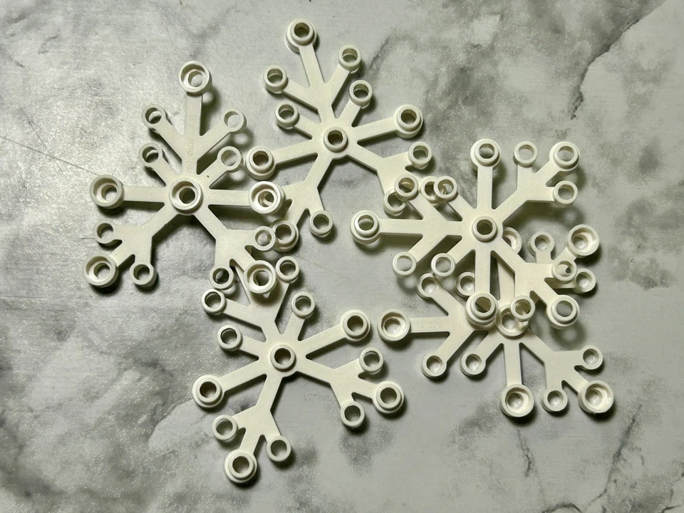 Lego Parts Lot (5) ~ White Plant Leaves 6 x 5 ~ No 2417 - Image 1 of 1