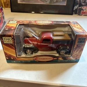 CRAFTSMAN 1940 FORD TRUCK DIECAST COLLECTOR'S BANK 1/24 #2 IN SERIES - Picture 1 of 9