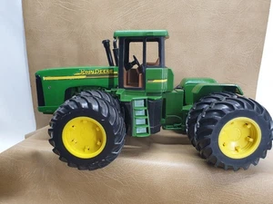 Vintage Ertl John Deere 9200 Traktor mit breiten Doppeln, Maßstab 1:16, 17" lang - Bild 1 von 10