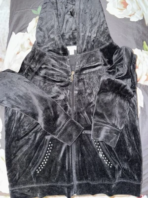 Moletom com capuz feminino Juicy Couture preto com zíper. Tamanho XL(16) - Imagem 1 de 4
