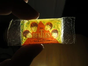 VINTAGE 5 pezzi. BEATLES POMATA CAPELLI bustina tasca 3 grammi RARA - Foto 1 di 4