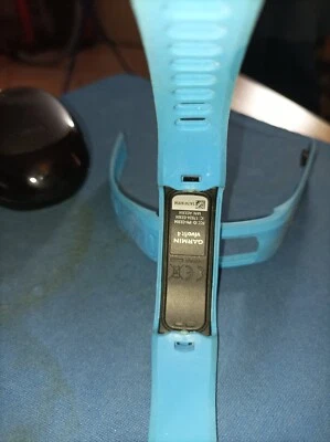 Garmin Vivofit 4, Orologio Fitness Unisex – Nero, S/M - USATO NO BATTERIE  - Immagine 1 di 3