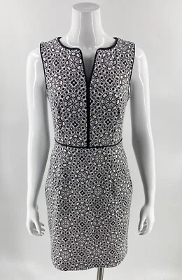 Vestido Vaina Merona Talla Pequeña Negro Blanco Estampado Mosaico Cuello Dividido Sin Mangas Foto 1 de 4
