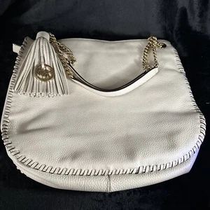 BOLSO DE HOMBRO MK MICHAEL KORS CUERO BATIDO CADENA CHELSEA - Imagen 1 de 18