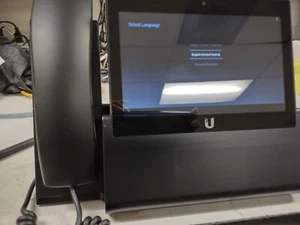 Ubiquiti Networks VoIP Phone UVP-Executive 7" HD touchscreen/Wi-Fi | O398 - Picture 1 of 9