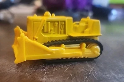 Bull Dozer Yellow Cat Diecast Mastrio 1:64 - Image 1 of 3