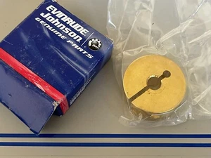 *NEW OEM* 0810 OMC Johnson Evinrude Exhaust Valve Shaft Collar 354343 0354343 - Picture 1 of 4