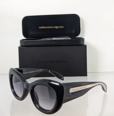 Nuevas gafas de sol auténticas Alexander McQueen AM 0403 negras 001 marco de 52 mm Foto 1 de 4