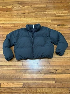 Fabletics Womens Wander Cropped Puffer Jacket Coat Size XL Gray Full Zip - Picture 1 of 7