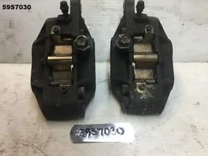 SUZUKI RGV 250 VJ22 1992 FRONT BRAKE CALIPER PAIR 2 VENT LOT59 59S7030 - M986 - Picture 1 of 5