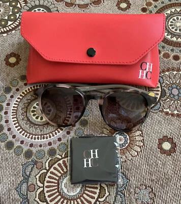 Carolina Herrera Women Sunglasses She797, 50 20, COL OAGK 135 & Case - Image 1 of 4