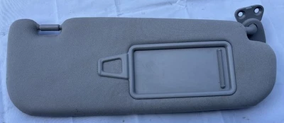 💎 2011-2016 Kia Optima right passenger  Sun Visor Sunvisor Mirror Gray OEM - Image 1 of 4