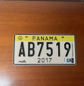Panama 2017 License Plate AB7519 Central America Yellow - Picture 1 of 5