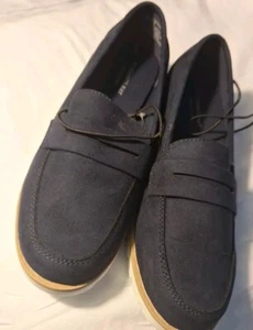 St John Bay SJB Barrow loafer Size 7M Navy blue white sole new - Picture 1 of 5