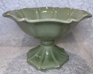 JULISKA Ceramics Berry & Thread Pistachio Green 7” Compote Bowl - Picture 1 of 9