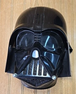 Hasbro Star Wars Darth Vader 2013 Electronic Voice Changing Helmet Mask Works!!! - Picture 1 of 3
