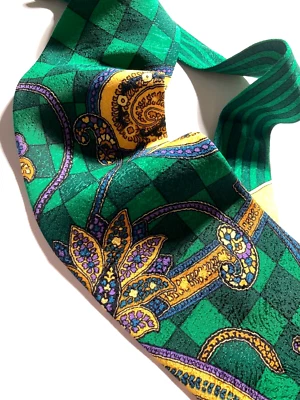 GIANNI VERSACE VINTAGE AÑOS 90 BARROCO PAISLEY CORBATA REJILLAS CUADRADOS ITALIA ORO VERDE Foto 1 de 4