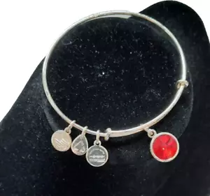 ALEX & ANI PIETRA NASCITA LUGLIO CON CRISTALLO RUBINO CON BRACCIALE CHARMS MULTIPLI - Foto 1 di 3