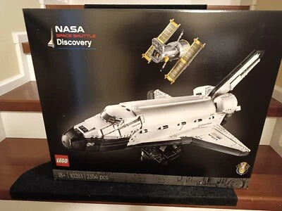LEGO 10283 Icons: NASA Space Shuttle Discovery- NEW Factory sealed - Bild 1 von 4