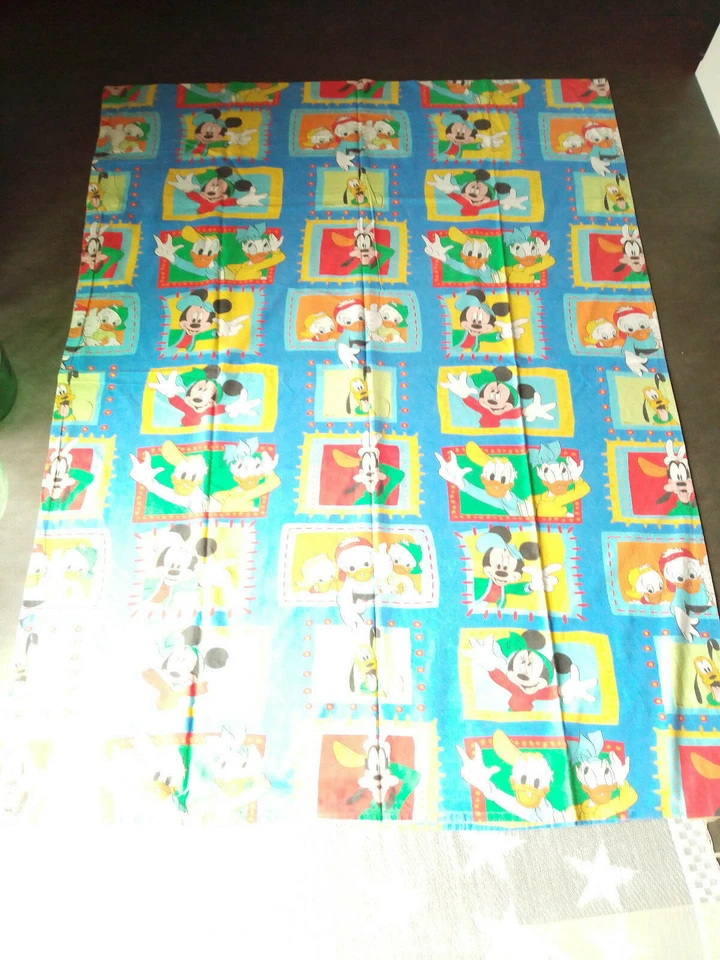 20.02.16.8 Housse de couette Mickey Riri Fifi duvet cover Disney lit  - Photo 1/1