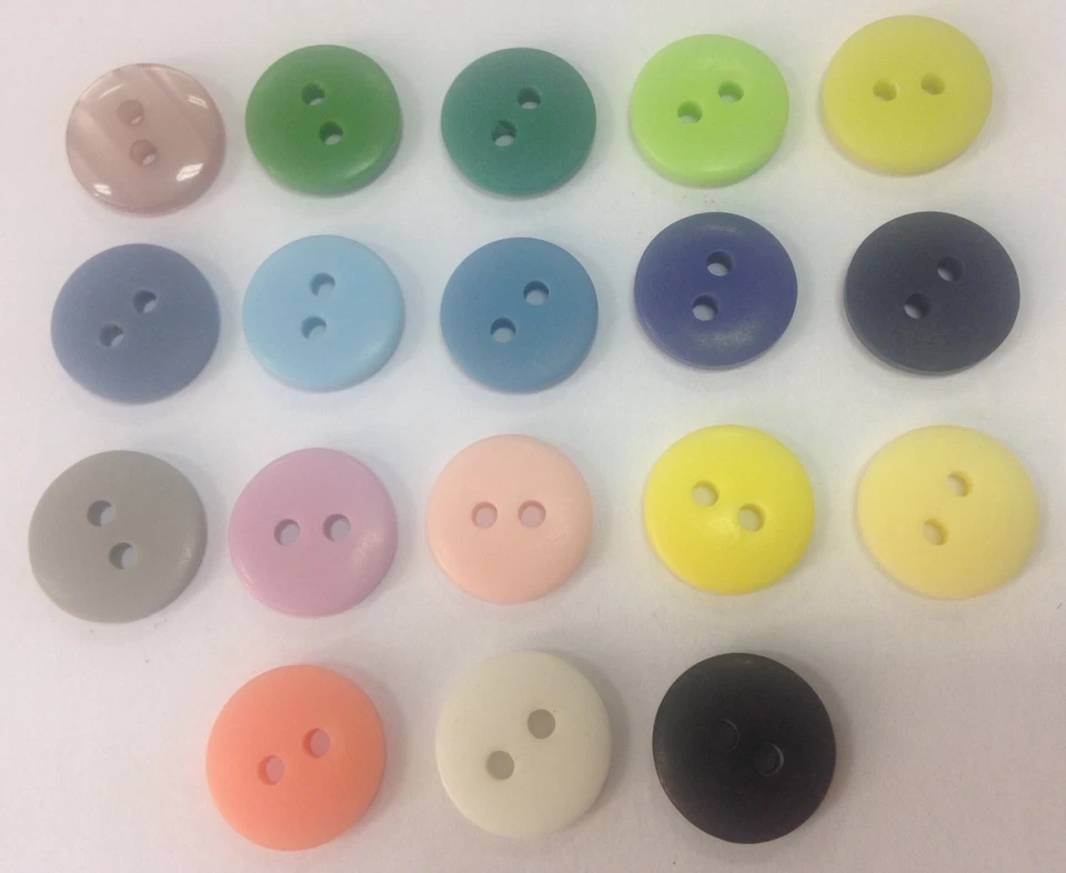 Smartie buttons x8 small 11mm matt pearlescent 2 hole round 18 colours - Image 1 of 1