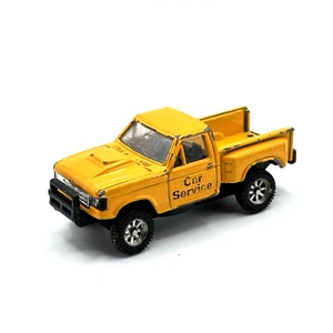 MAISTO Ford 1980's F-150 Stepside Wrecker Tow Truck Yellow Collectible NO HOOK - Picture 1 of 4