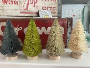 Bottle Brush Tree LOT Green Ombre Set Wood Base Dark Light 4" Easter Christmas - Picture 1 of 5