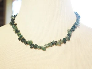 Moss Agate Chip necklace with clasp. Perfect condition, never worn. - Bild 1 von 2
