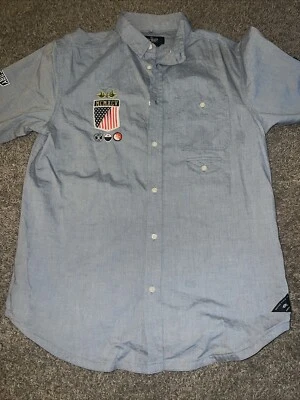 10 Deep Plaid Short Sleeve Button Down 100% Cotton Shirt  Large - Image 1 of 4