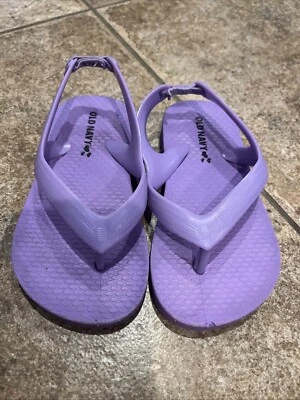 Light Purple Old Navy Toddler Size 7 Summer Sandals - Image 1 of 4