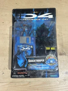 RARE ID4 - INDEPENDENCE DAY - ALIEN SHOCKTROOPER AND HOST 8" ACTION FIGURE 1996 - Picture 1 of 6