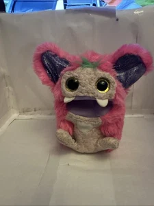 TAKARA TOMY Rizmo Spielzeug pelzig rosa mit lila Mund interaktiv - Bild 1 von 5