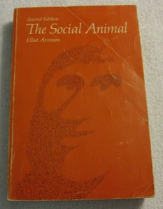 The Social Animal Elliot Aronson Second Edition Paperback Psychology - Picture 1 of 3