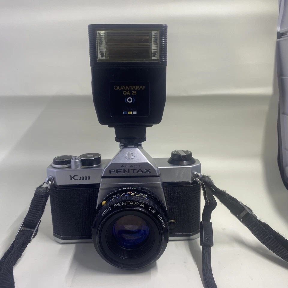 PENTAX K1000 35mm SLR FILM TESTED CAMERA + ASAHI SMC PENTAX-M 50mm 1:2 LENS - Image 1 of 4