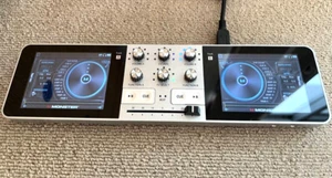 Monster GoDJ 2-Channel Portable Digital Turntable Silver JDSound - Picture 1 of 2