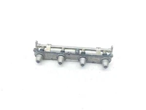 03 Honda CBR600RR CBR 600 Gas Fuel Injectors Rail - Picture 1 of 7