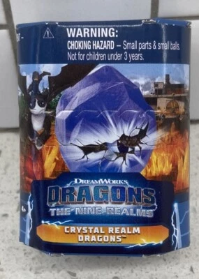Mini figura coleccionable DreamWorks Dragons The Nine Realms Crystal Realm Dragons Foto 1 de 4