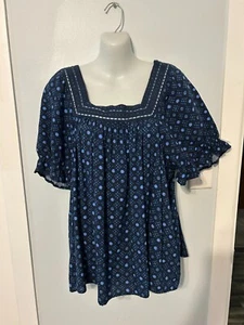 NWT Style&co Tile Blue Square Neckline Top with Short Gathered Sleeve Plus 1X - Picture 1 of 3