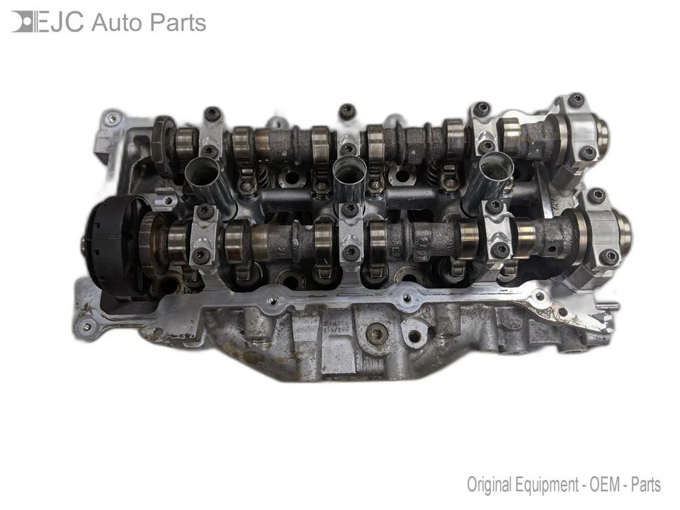 Right Cylinder Head From 2013 Chrysler  Town & Country  3.6 05184510AJ FWD - Image 1 of 4