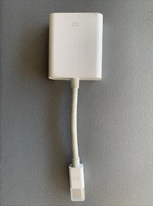 Apple (MB572Z/A) DisplayPort to VGA Adapter New - Picture 1 of 3