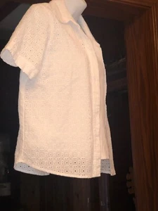 Alfred Dunner Petite Women's White Eyelet Button 2-in-1 Shirt Blouse & Tank 10P - Picture 1 of 7