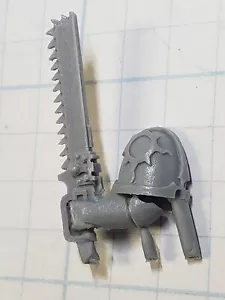 30K Space Wolves Bits Wolf kin of Russ Thousand Sons Shoulder Pad & Chainsword - Picture 1 of 5